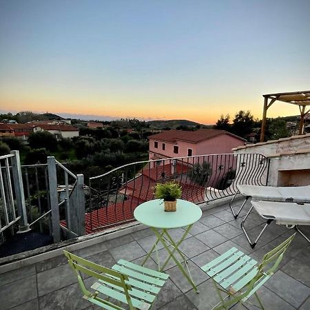 Casa Delle Farfalle Chia Extérieur photo