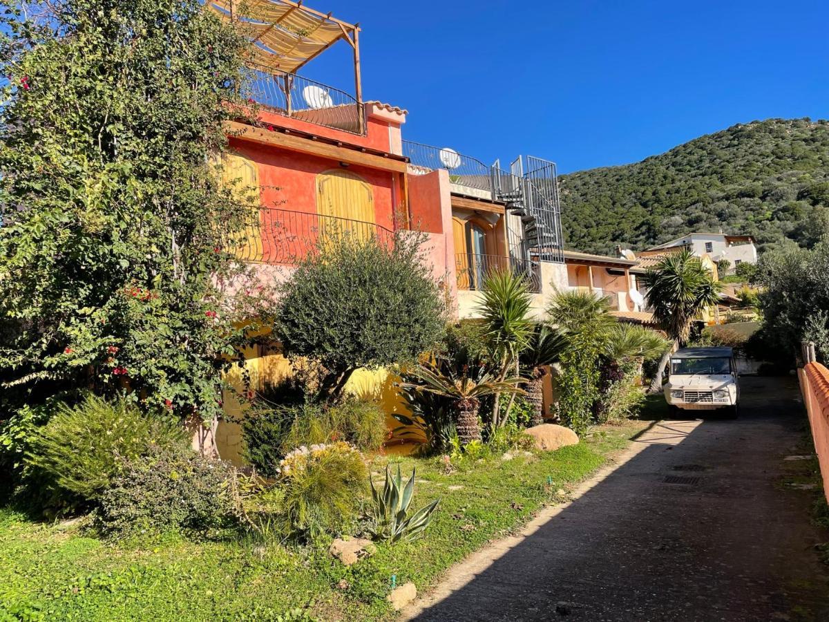 Casa Delle Farfalle Chia Extérieur photo